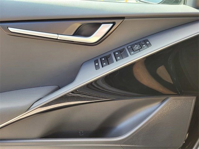 New 2025 Kia Niro EX Touring FWD image 13