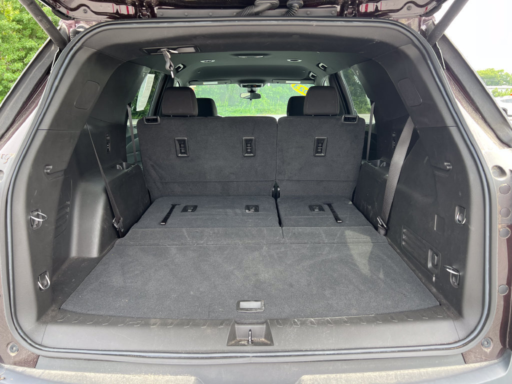 Used 2023 Chevrolet Traverse LT AWD/4WD image 5