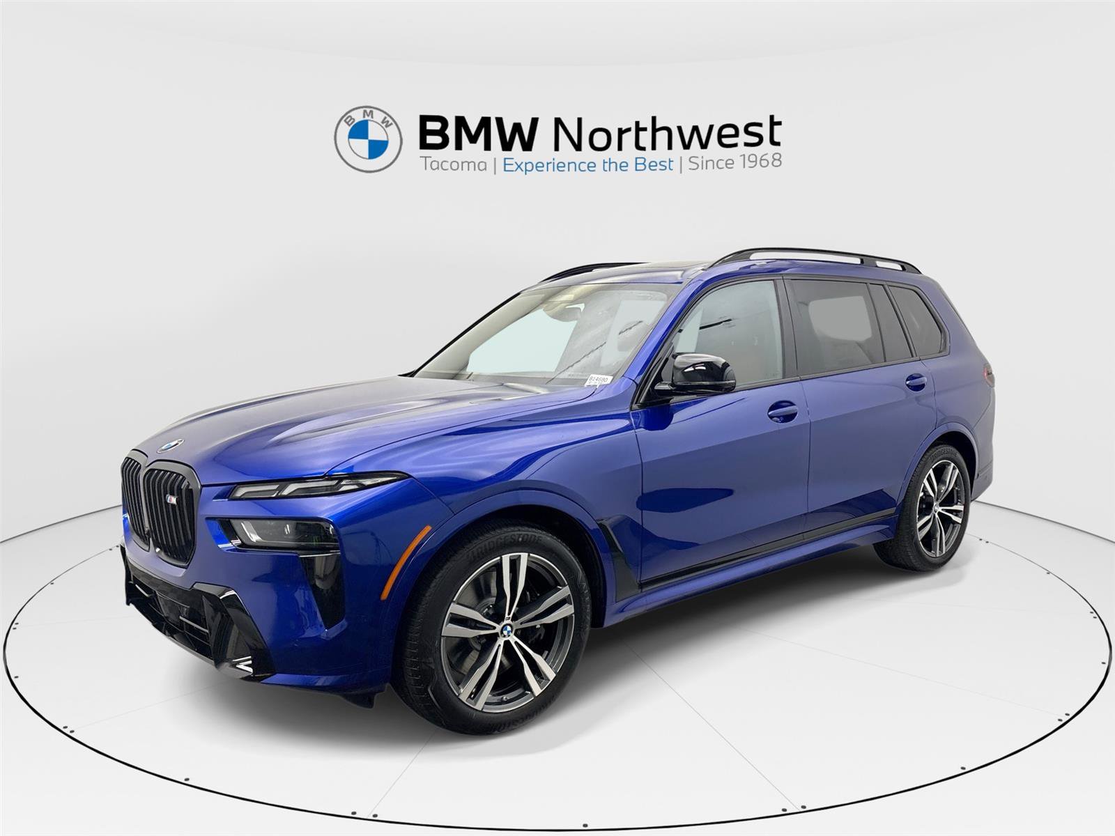 New 2026 BMW X7 M60i