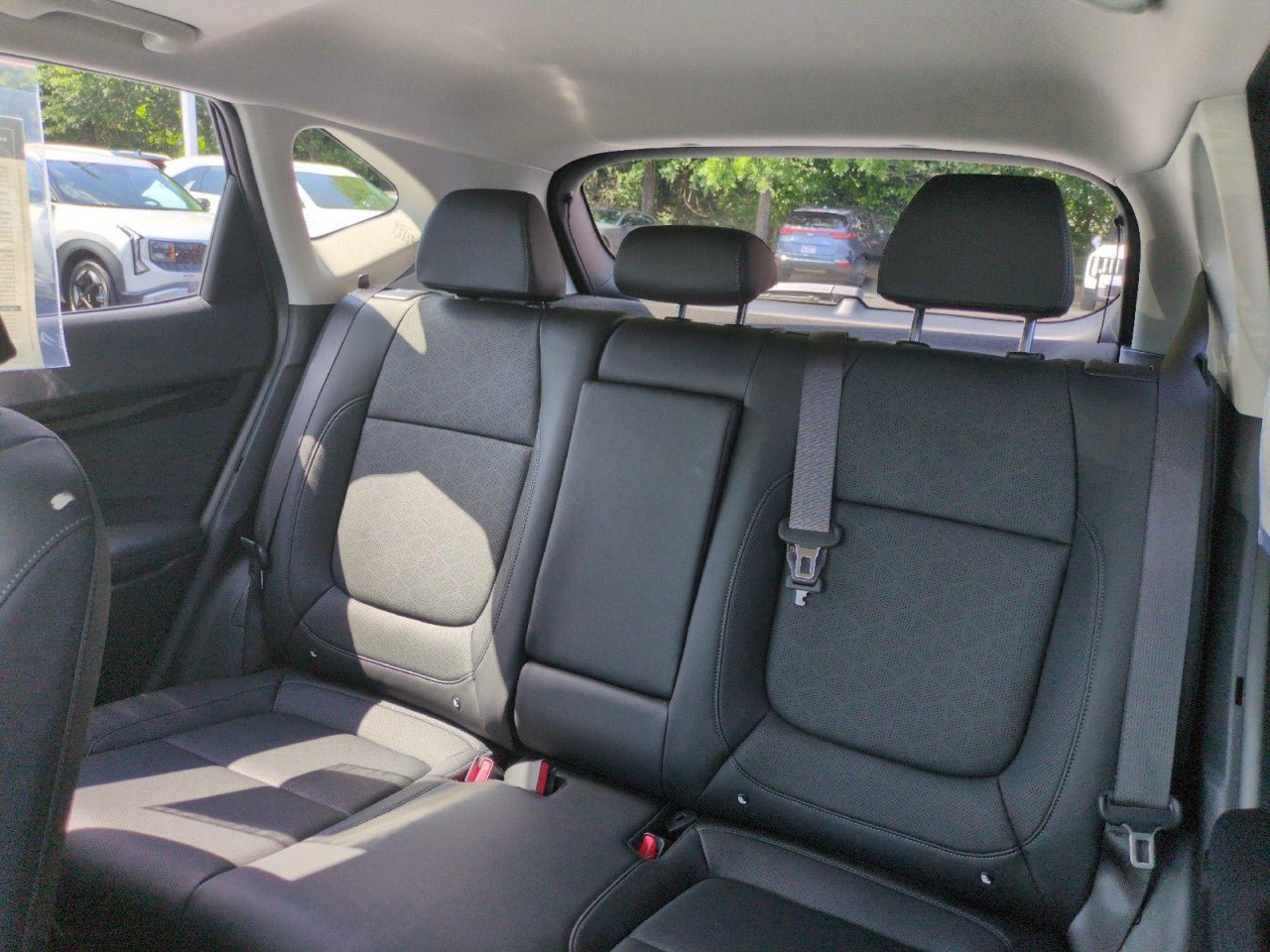 Certified 2024 Kia Seltos SX w/ SX Sunroof Package AWD/4WD image 24