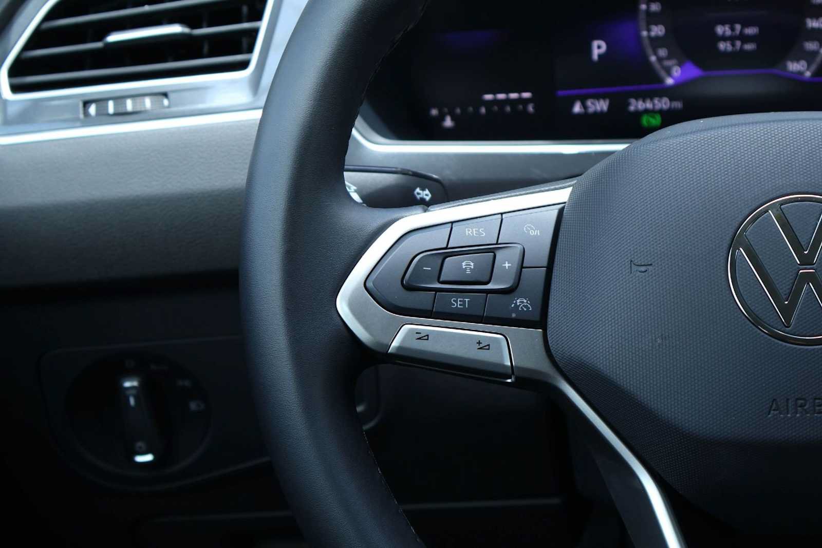 Used 2024 Volkswagen Tiguan Wolfsburg Edition AWD/4WD image 22