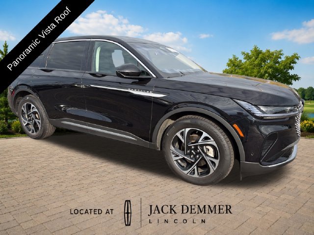 Used 2024 Lincoln Nautilus Premier w/ Equipment Group 102A AWD/4WD image 10