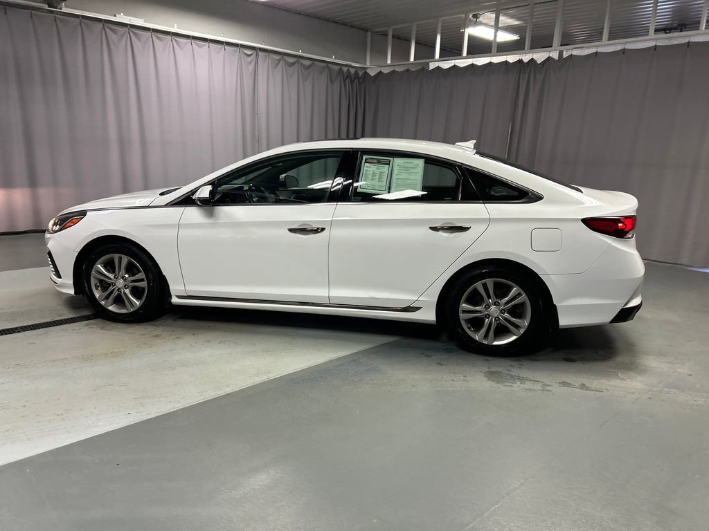 Used 2018 Hyundai Sonata Sport w/ Cargo Package image 4