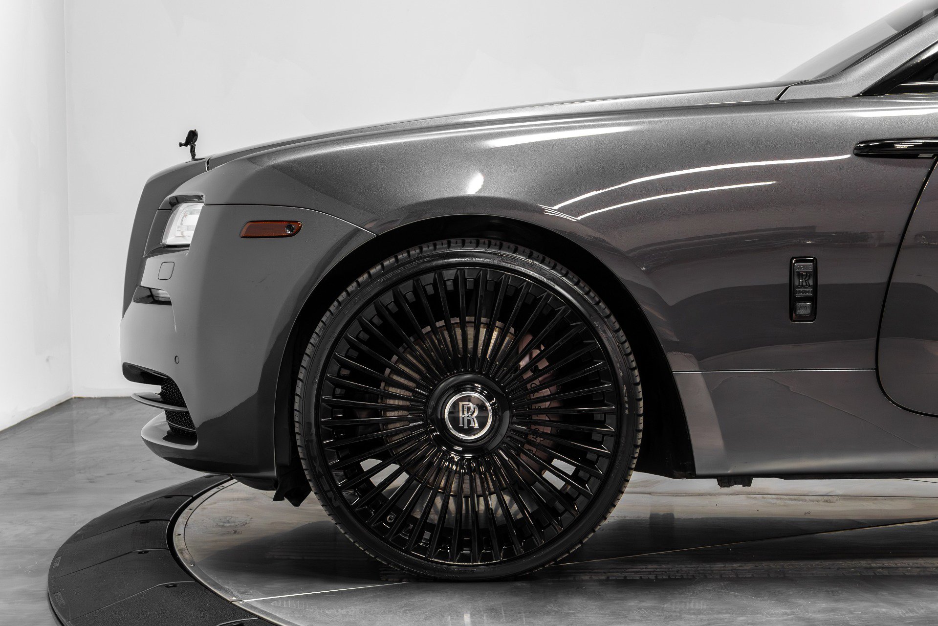 Used 2016 Rolls-Royce Wraith image 35