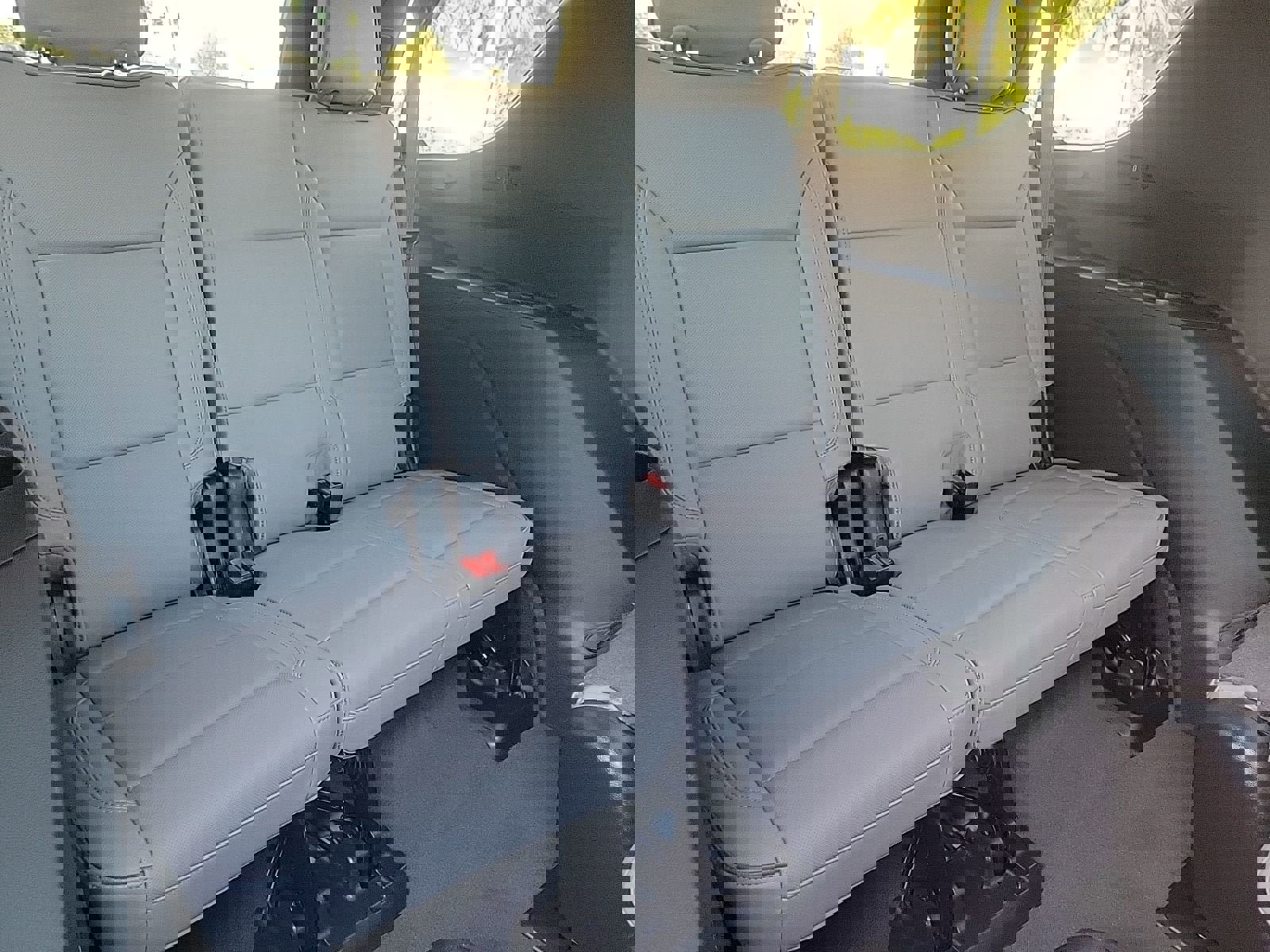 Used 2023 GMC Yukon SLT w/ SLT Luxury Package image 14