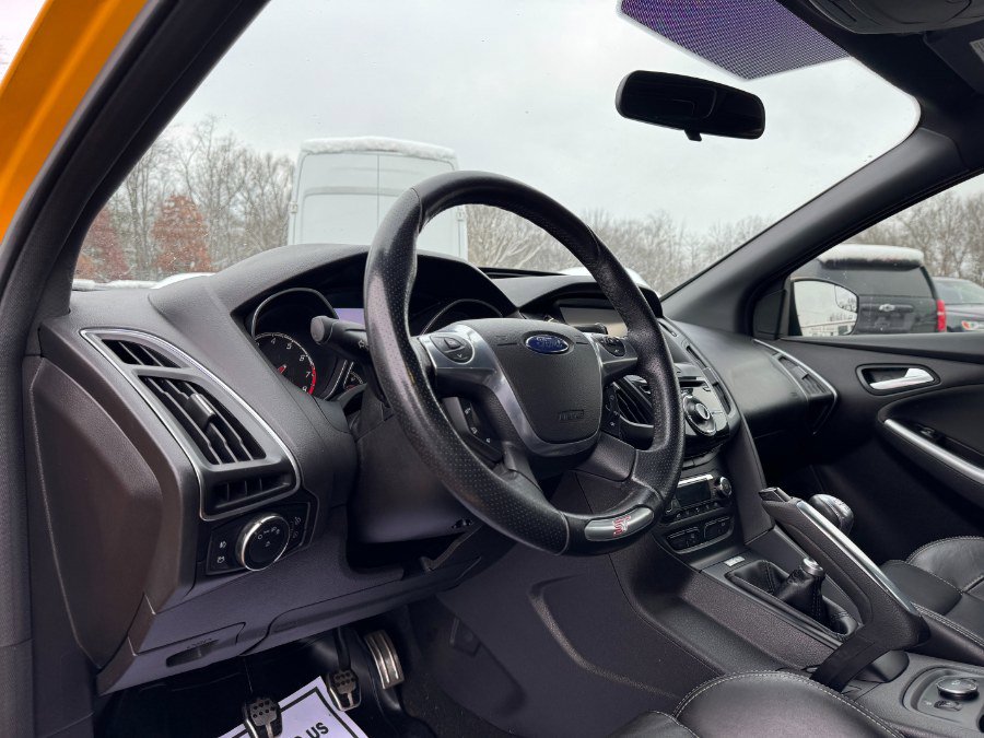 Used 2013 Ford Focus ST image 14