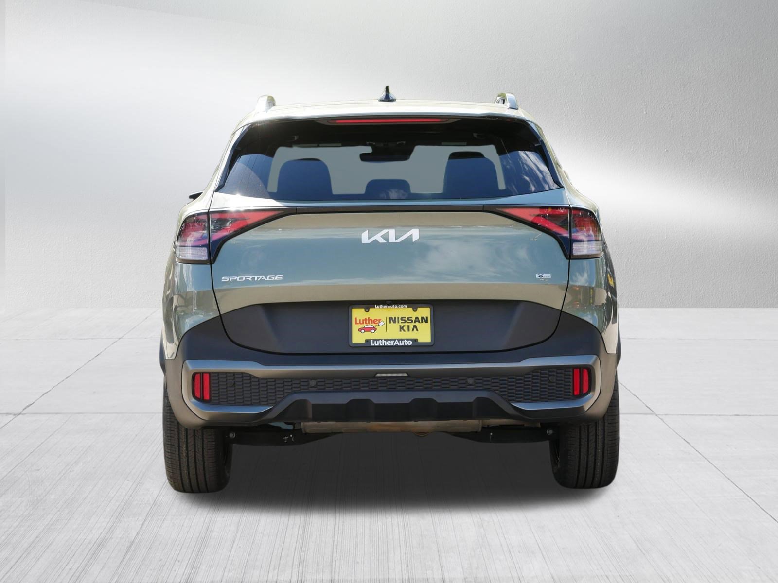 Used 2023 Kia Sportage X-Line w/ X-Line Premium Package AWD/4WD image 6