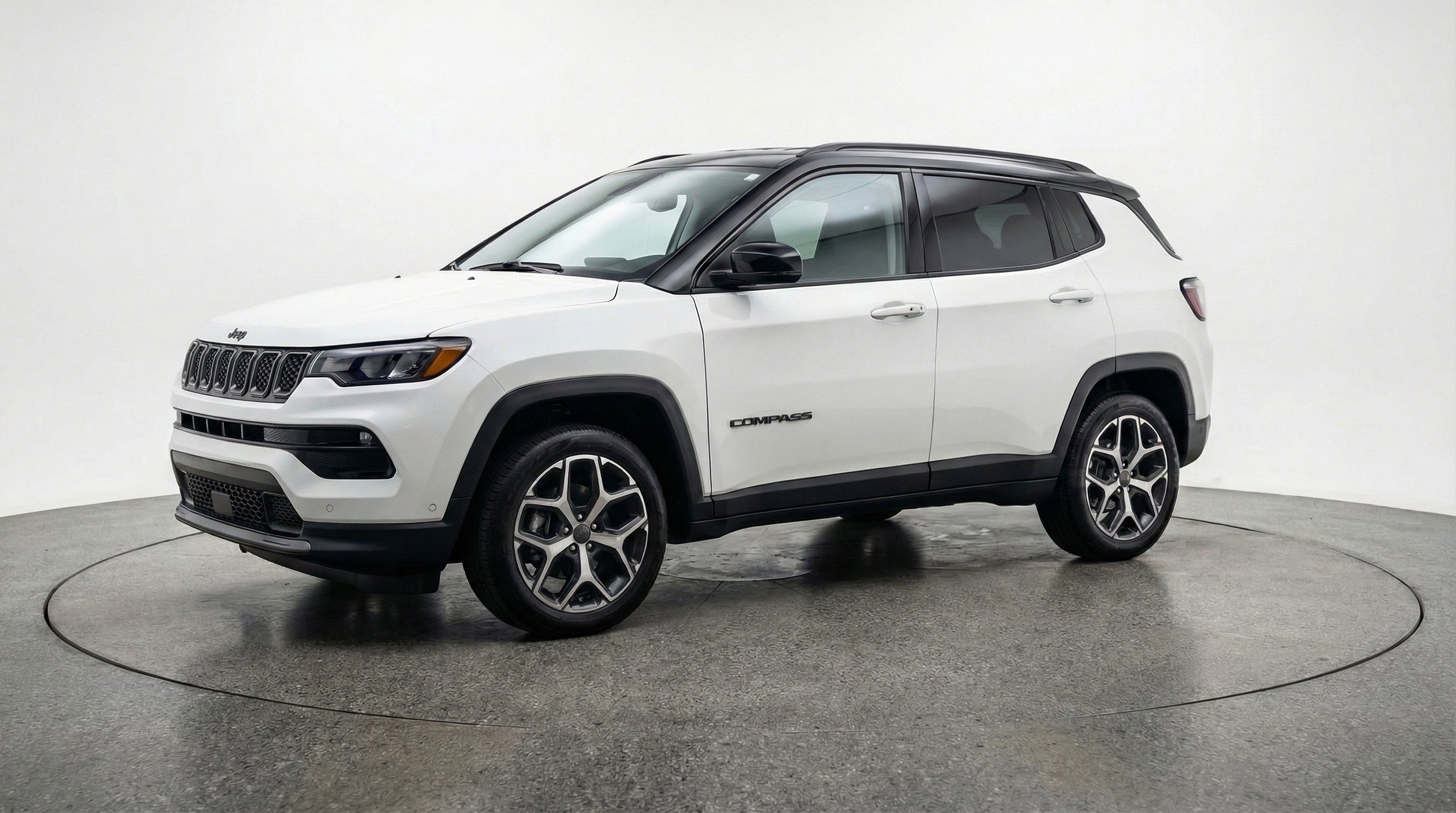 Used 2025 Jeep Compass Limited AWD/4WD image 3