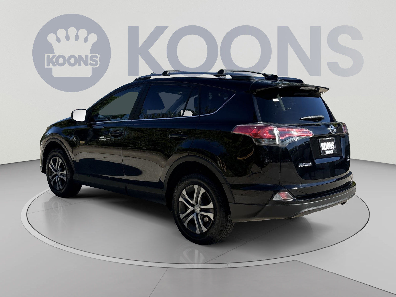 Used 2017 Toyota RAV4 LE w/ All Weather Liner Package AWD/4WD image 4