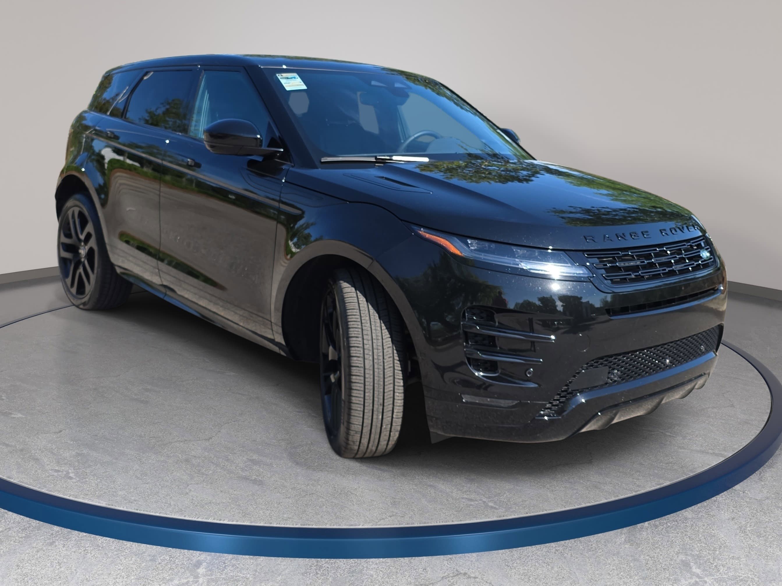 Certified 2026 Land Rover Range Rover Evoque Dynamic SE image 3