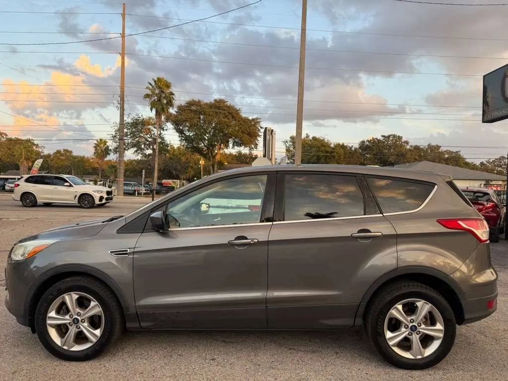 Used 2014 Ford Escape SE image 4