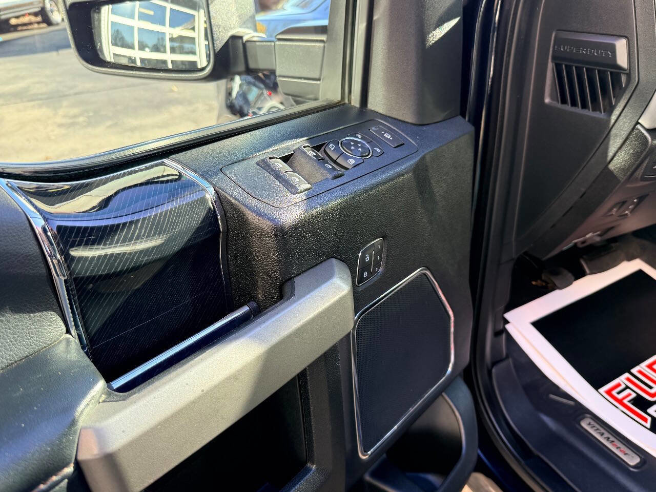 Used 2021 Ford F250 Platinum w/ FX4 Off-Road Package image 18