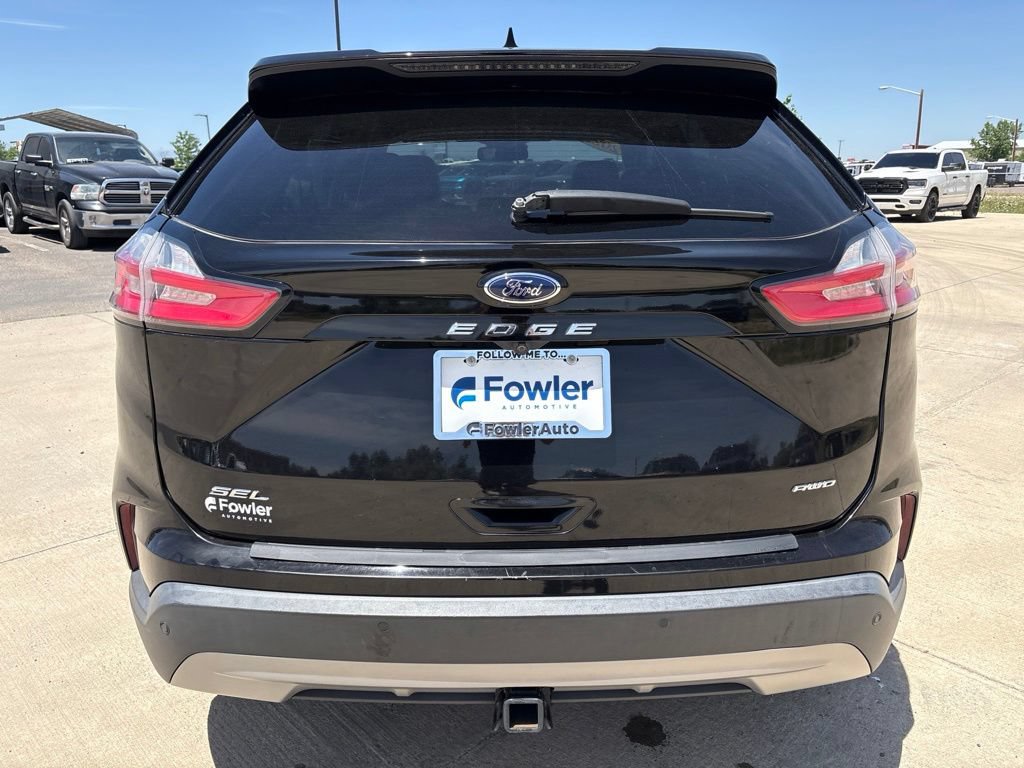 Used 2021 Ford Edge SEL w/ Class II Trailer Tow Package AWD/4WD image 4