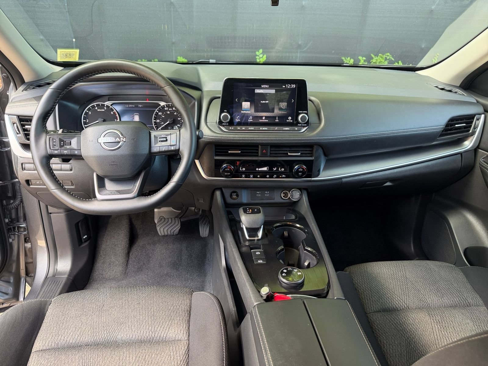 Used 2026 Nissan Rogue SV AWD/4WD image 33