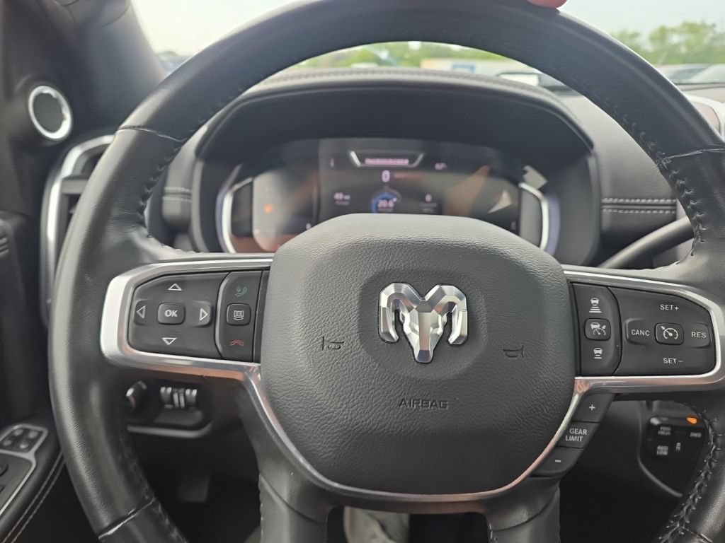 Used 2024 RAM 2500 Laramie w/ Night Edition AWD/4WD image 18