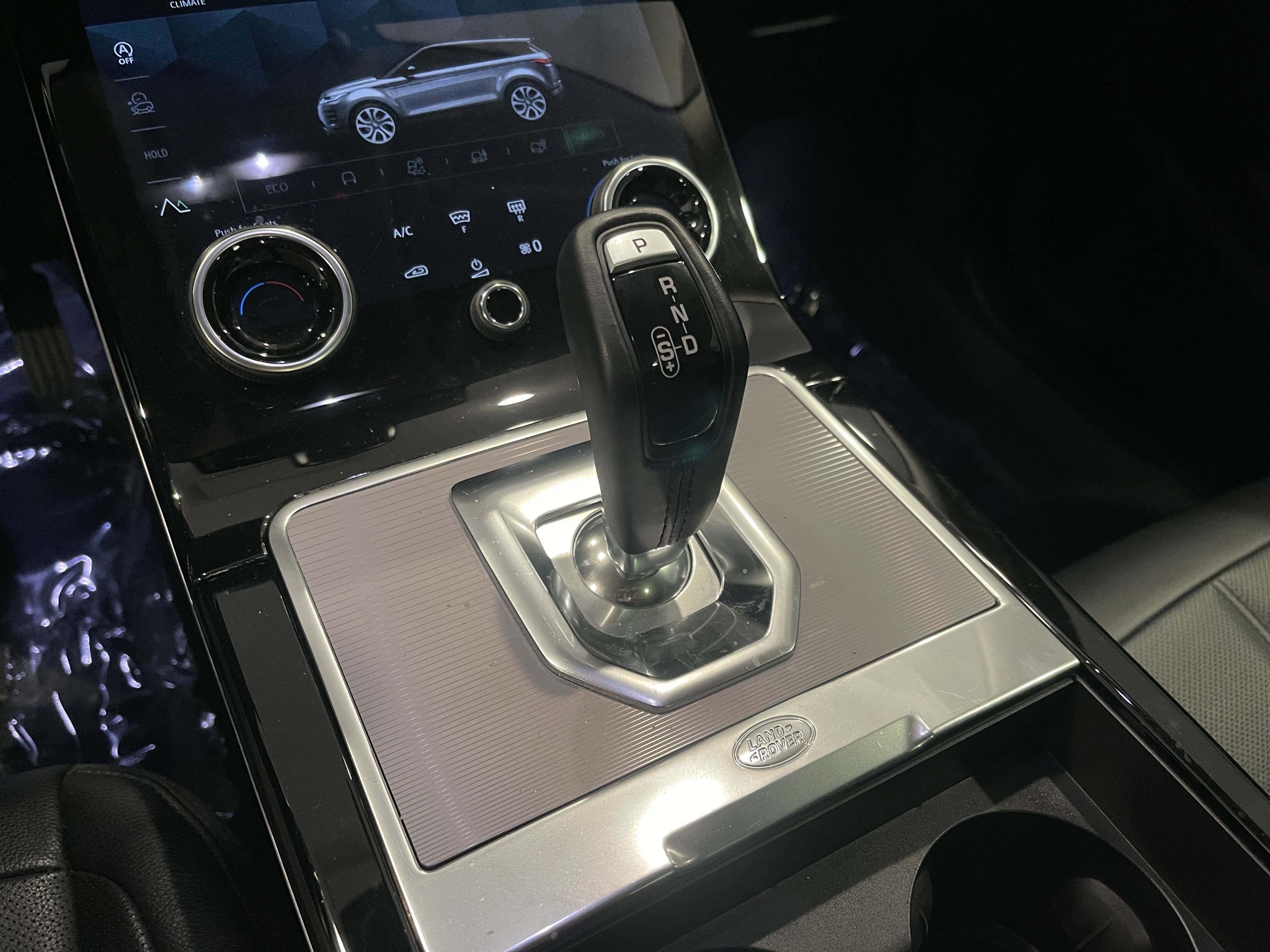 Used 2021 Land Rover Range Rover Evoque S image 19