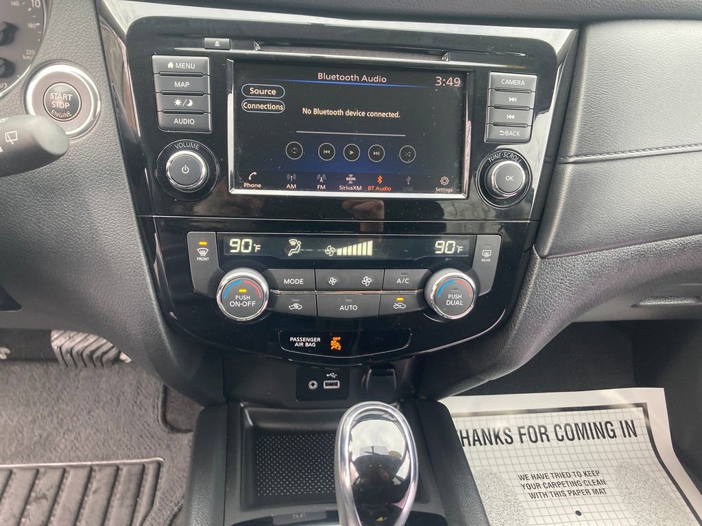 Used 2018 Nissan Rogue SV w/ Premium Package image 23