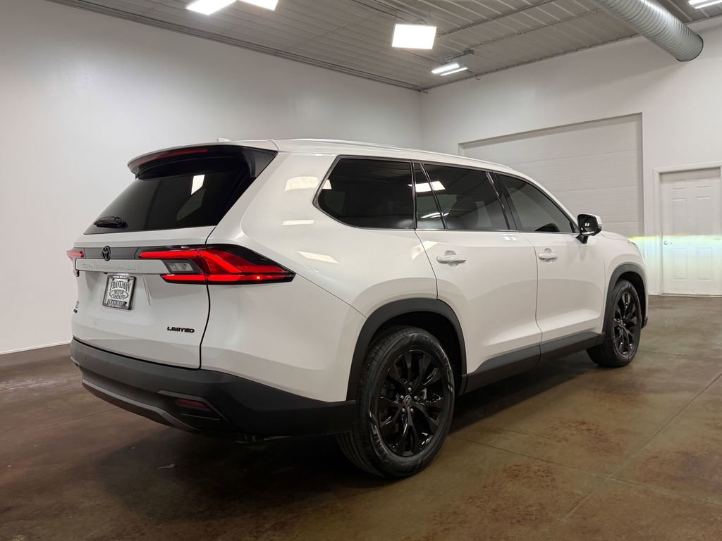 Used 2024 Toyota Grand Highlander AWD image 34