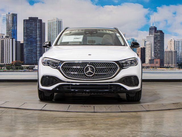 Used 2025 Mercedes-Benz E 450 4MATIC All-Terrain Wagon image 3