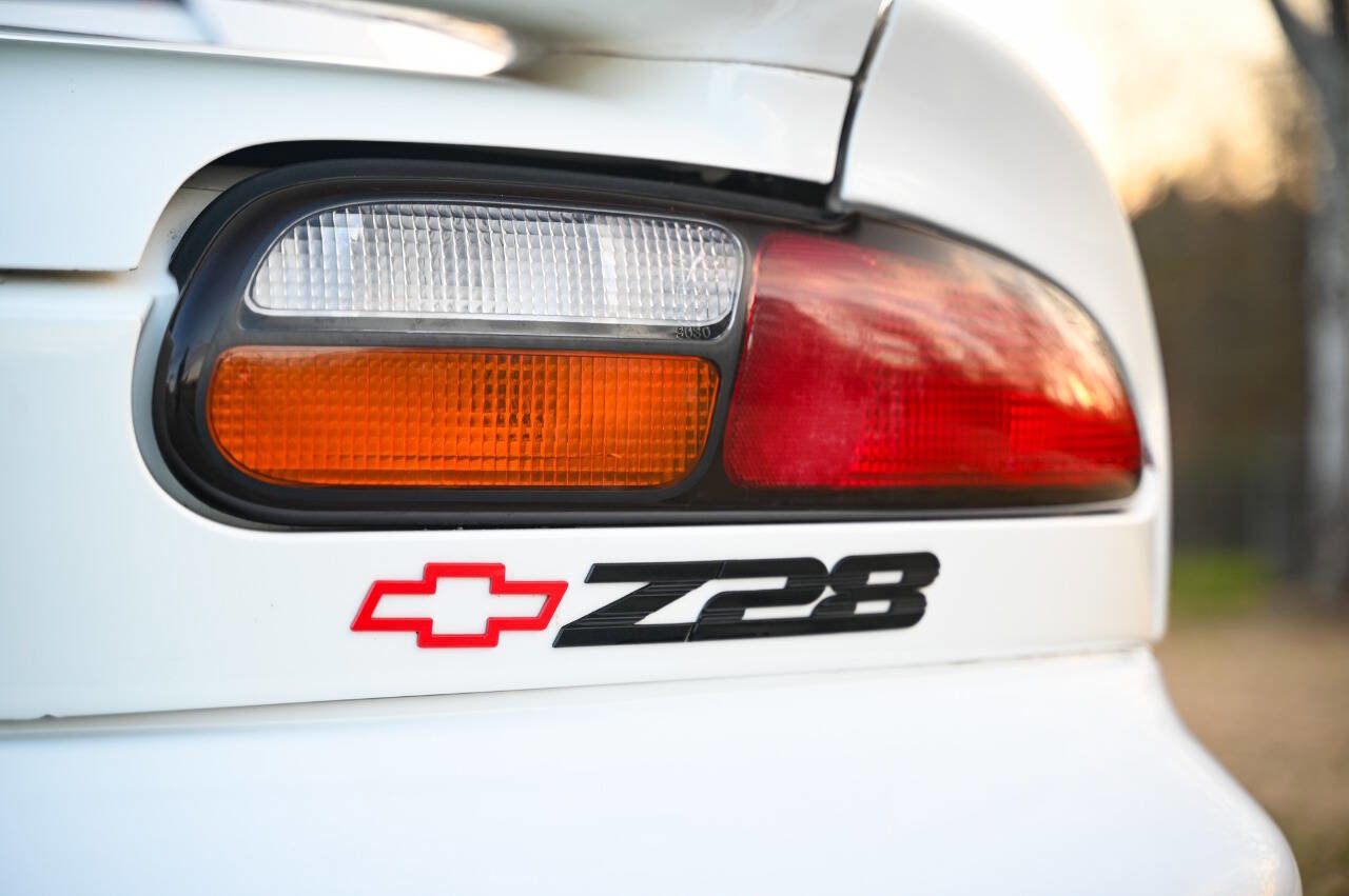 Used 1997 Chevrolet Camaro Z28 image 50