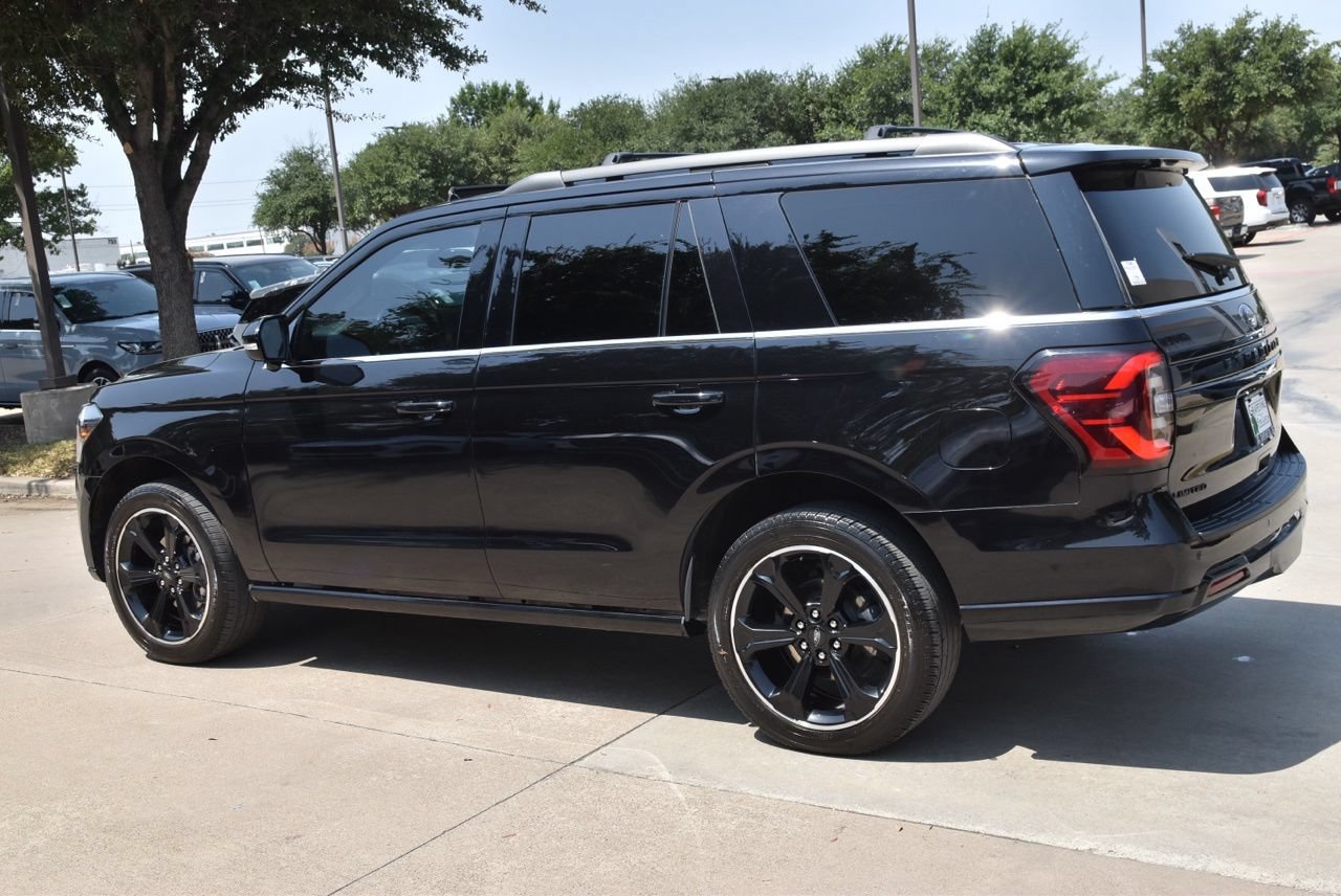 Used 2023 Ford Expedition Limited RWD image 11