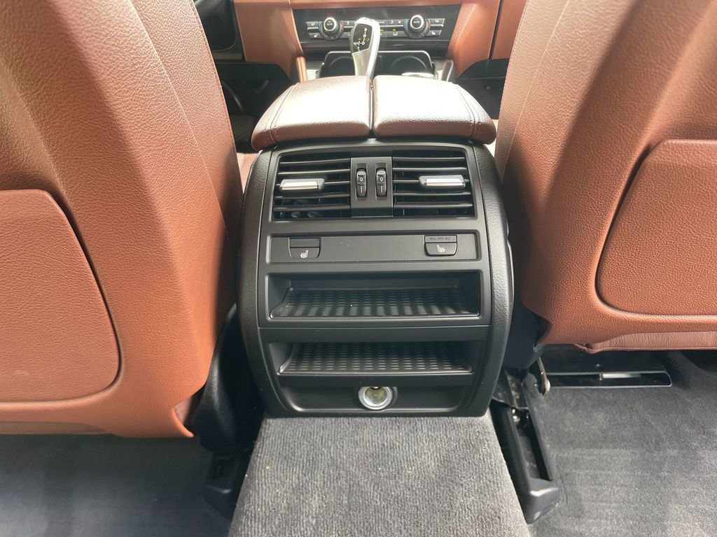 Used 2015 BMW 528i xDrive Sedan AWD/4WD image 28