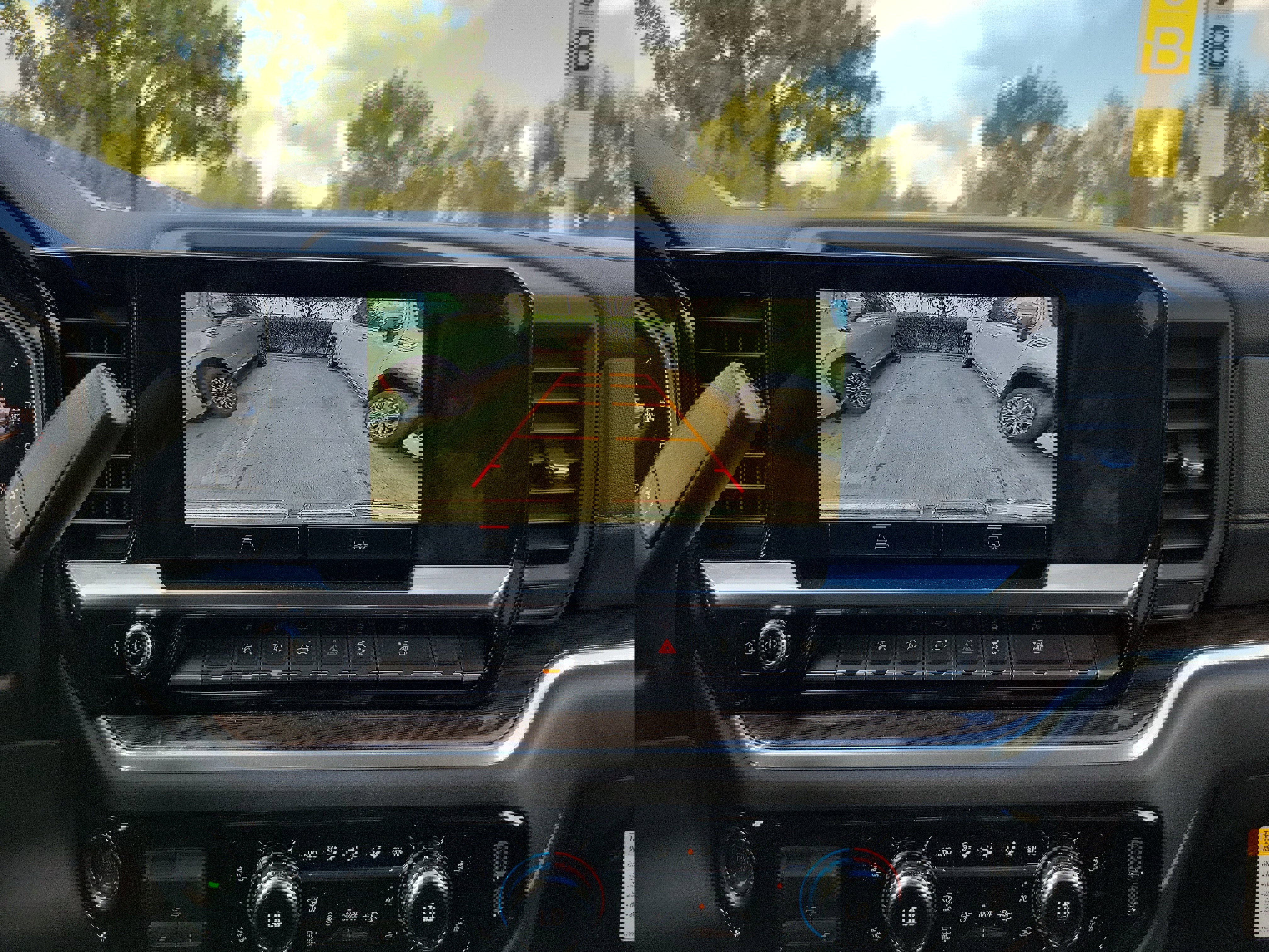 New 2026 GMC Sierra 1500 Elevation image 12