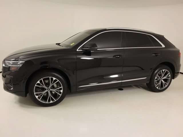 Certified 2024 Audi Q8 Premium Plus w/ Premium Plus Package AWD/4WD image 2