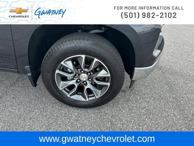 Used 2023 Chevrolet Silverado 1500 LT AWD/4WD image 12
