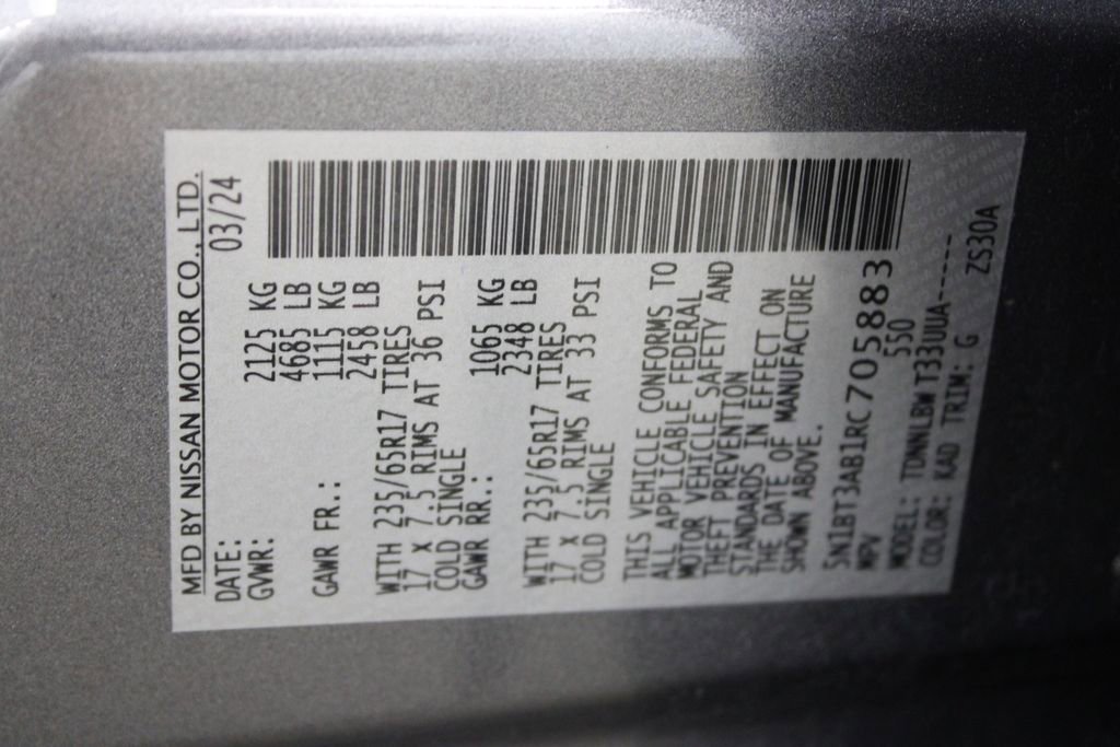 Used 2024 Nissan Rogue S image 28