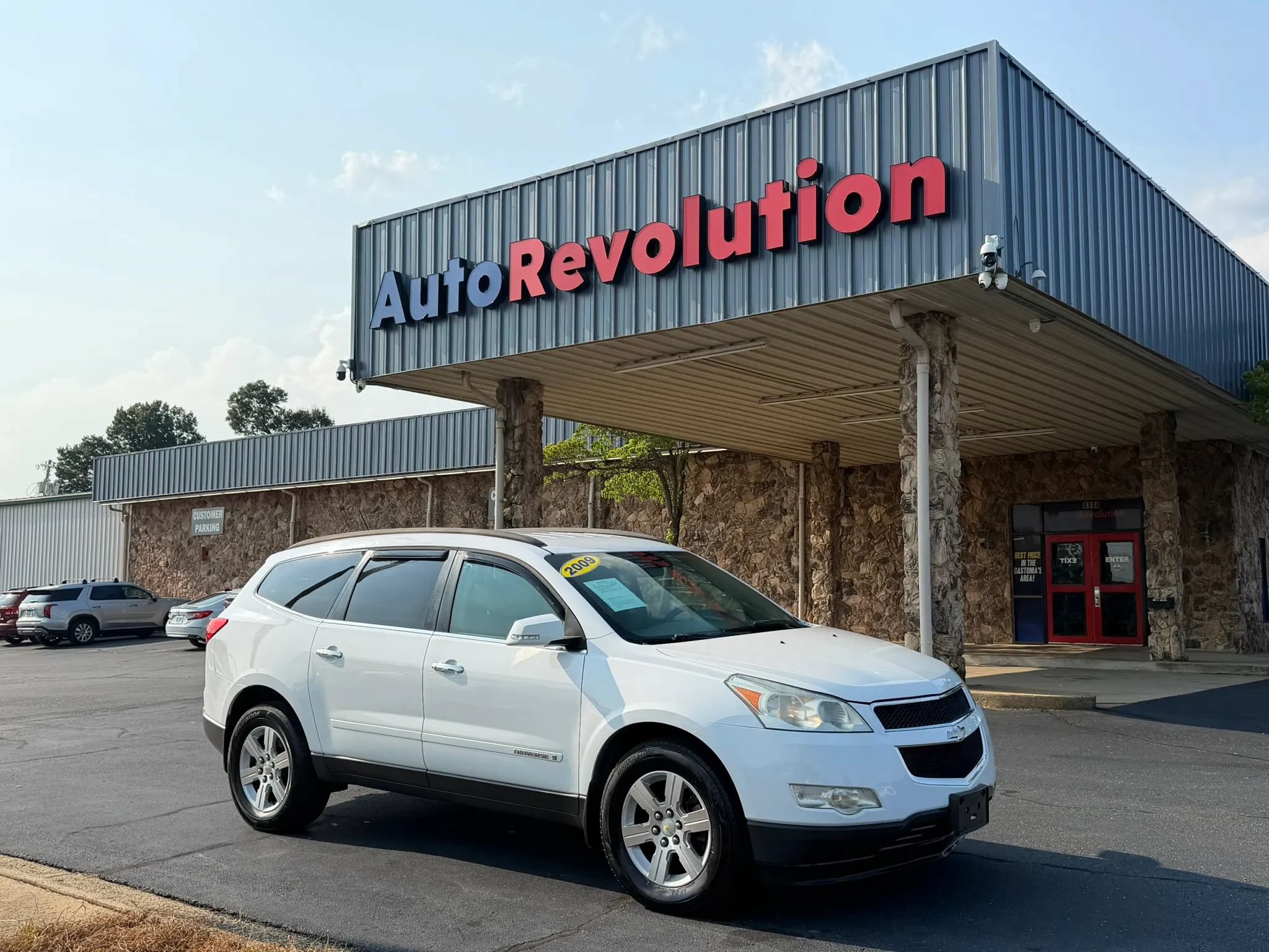 Used 2009 Chevrolet Traverse LT AWD/4WD image 1