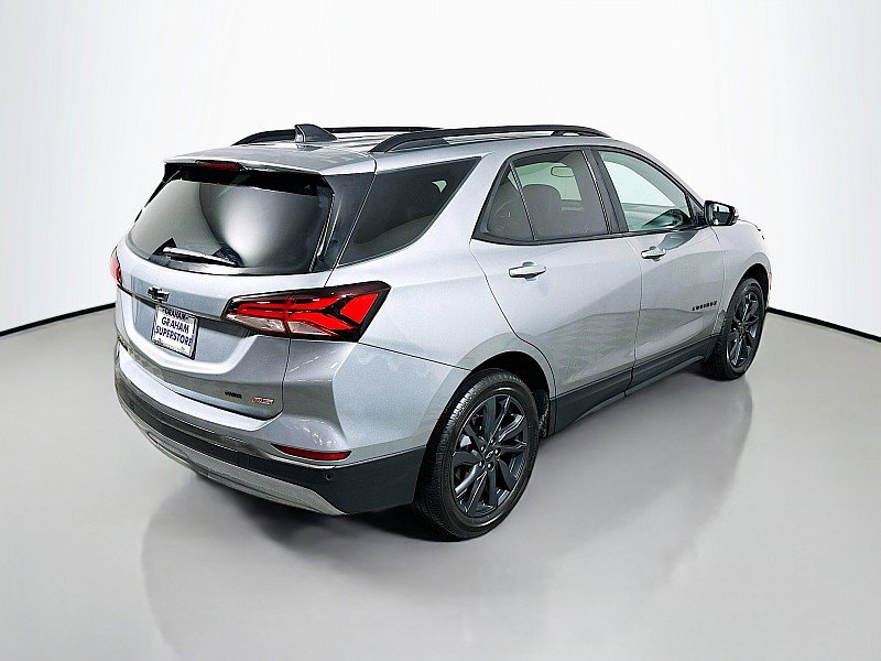 Used 2023 Chevrolet Equinox RS w/ RS Leather Package image 7