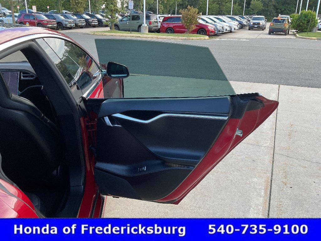 Used 2016 Tesla Model S AWD image 18