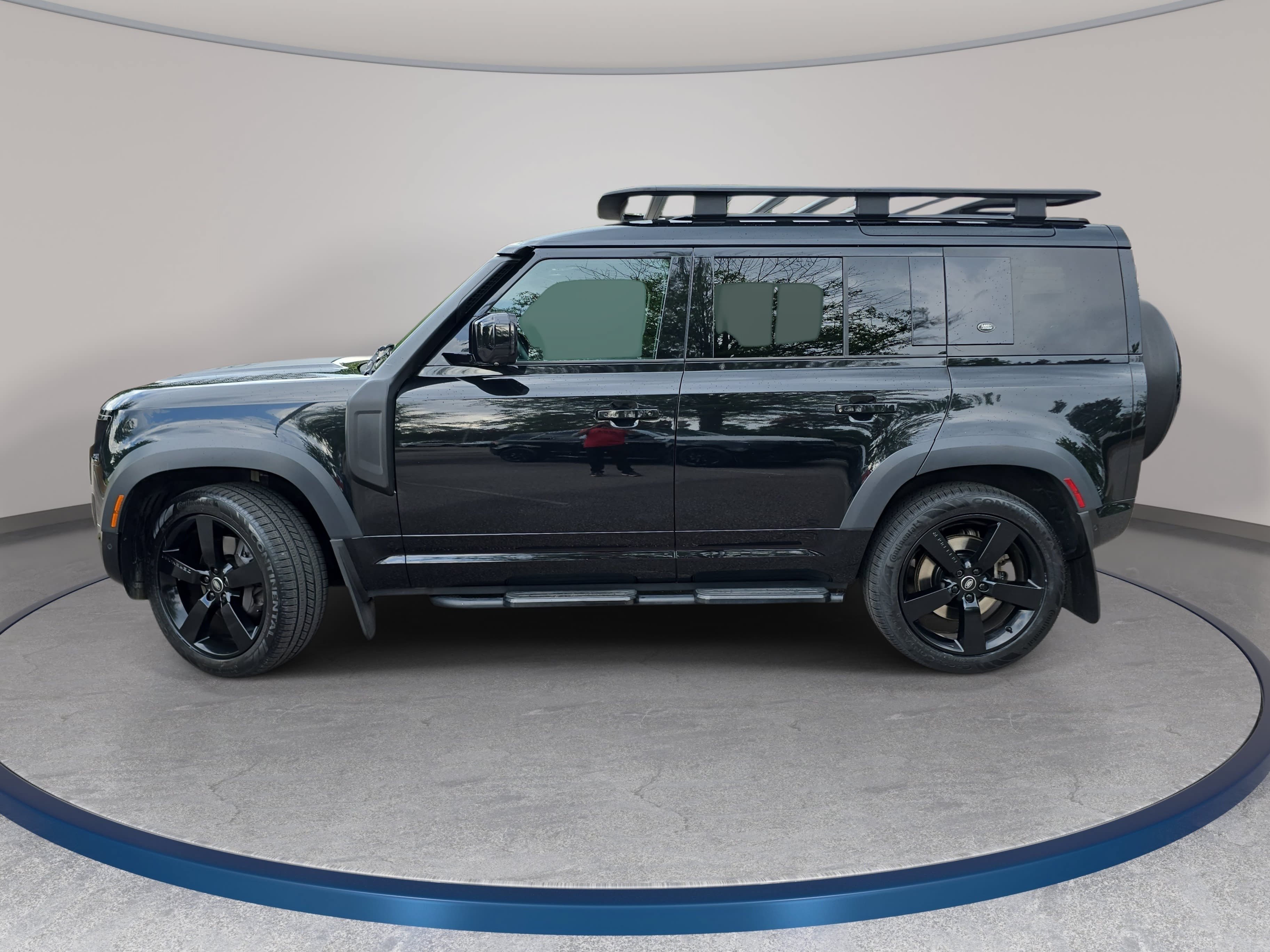 Used 2023 Land Rover Defender 110 X-Dynamic SE AWD/4WD image 8