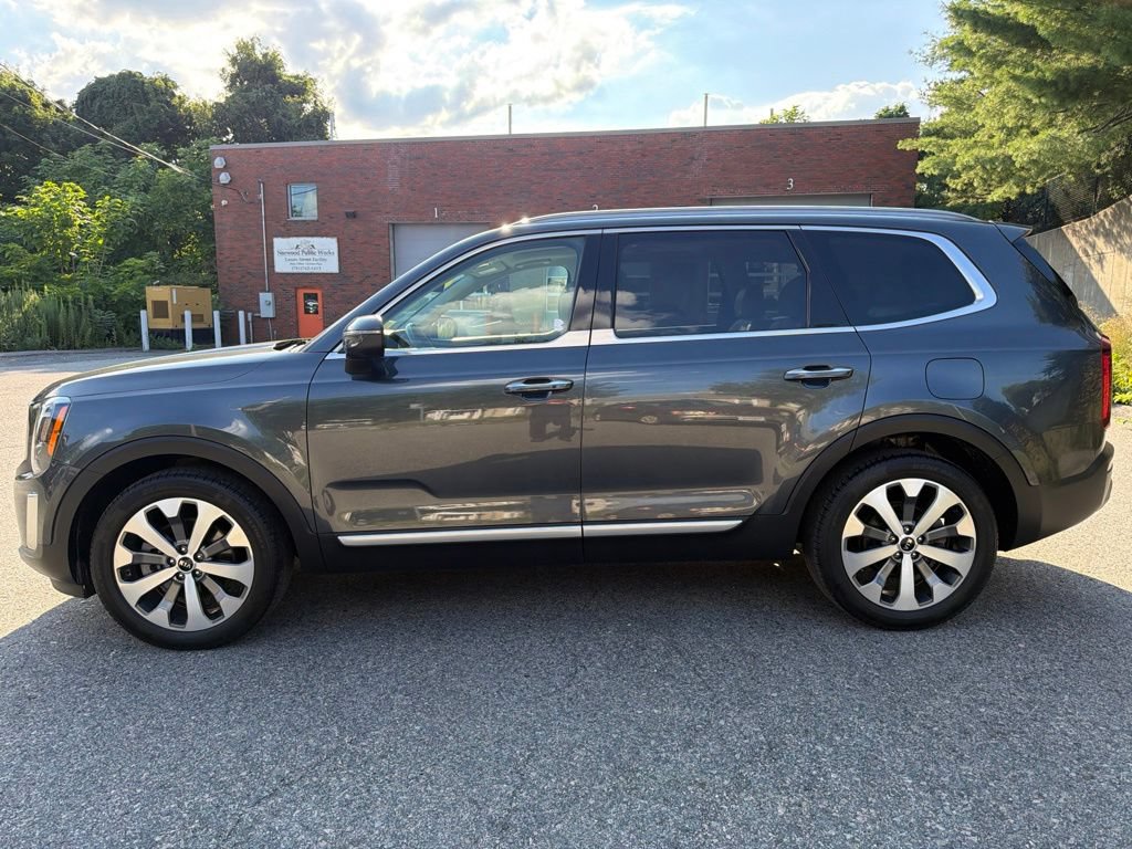 Used 2020 Kia Telluride S AWD/4WD image 3