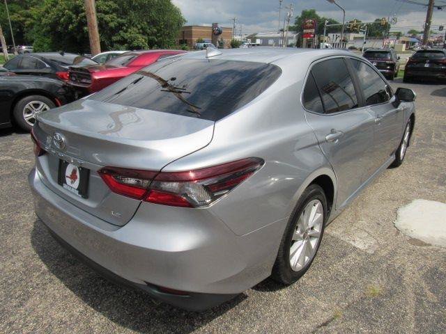 Used 2023 Toyota Camry LE FWD image 9