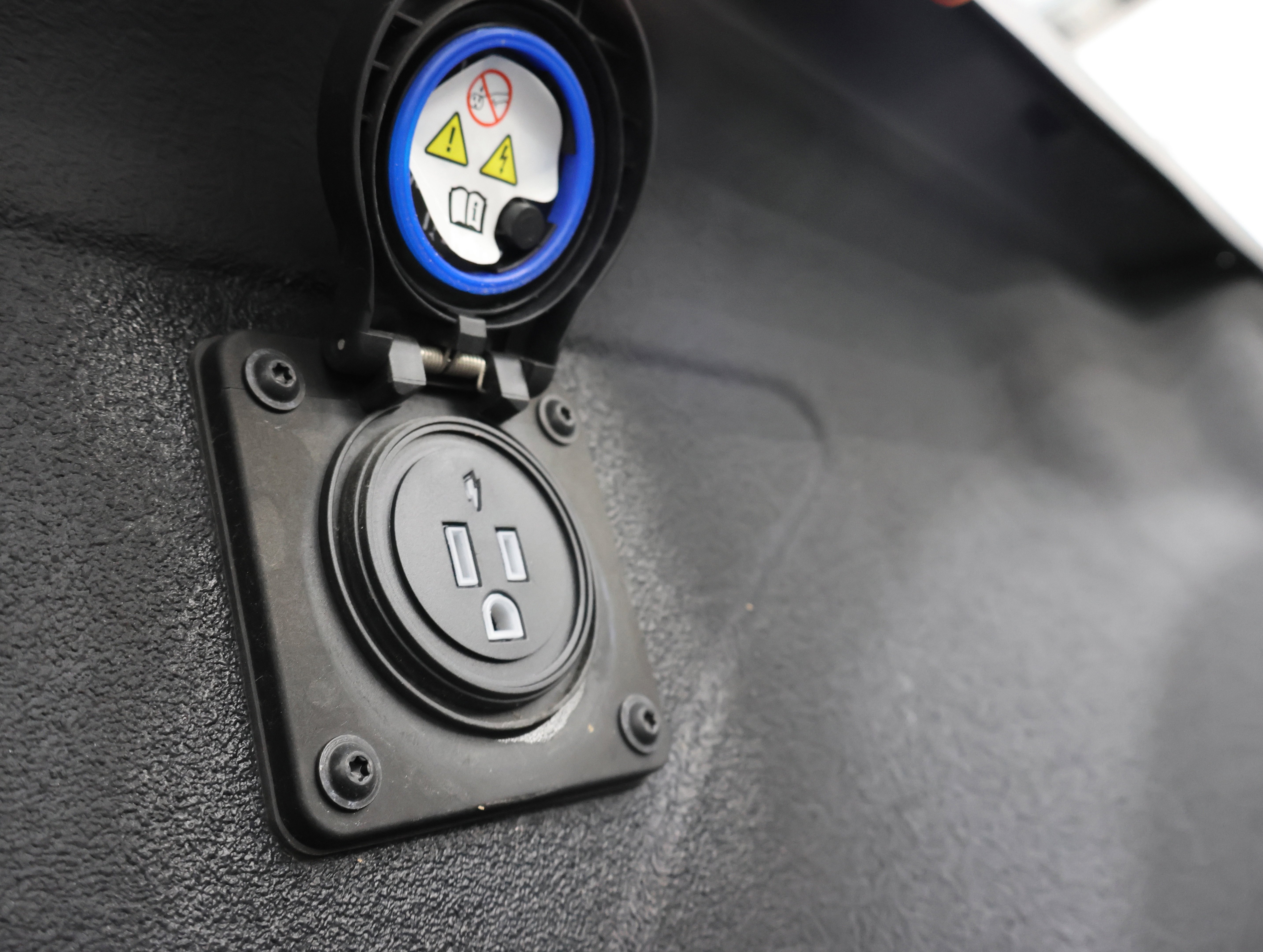 Used 2021 RAM 3500 Limited image 36