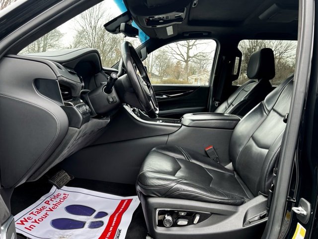 Used 2019 Cadillac Escalade ESV Platinum image 13