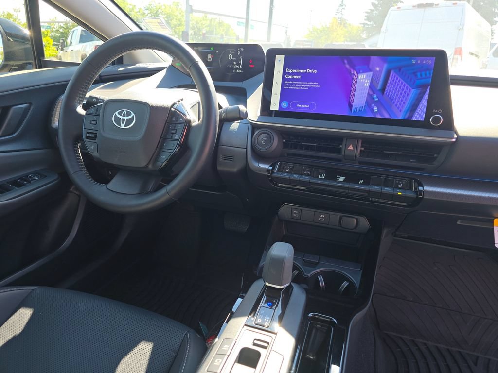 Used 2024 Toyota Prius XLE AWD/4WD image 47