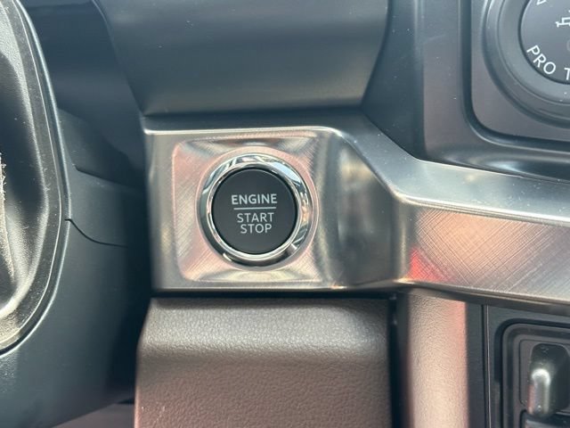 New 2026 Ford F250 King Ranch w/ Chrome Package AWD/4WD image 11