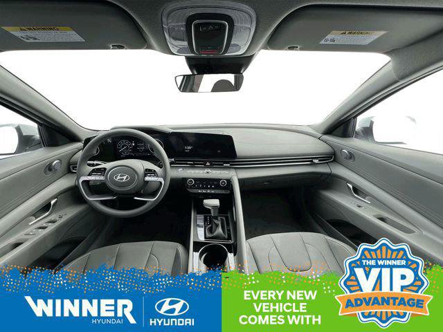 New 2025 Hyundai Elantra Blue image 14