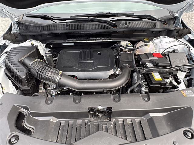 Used 2025 Chevrolet Blazer LT FWD image 28