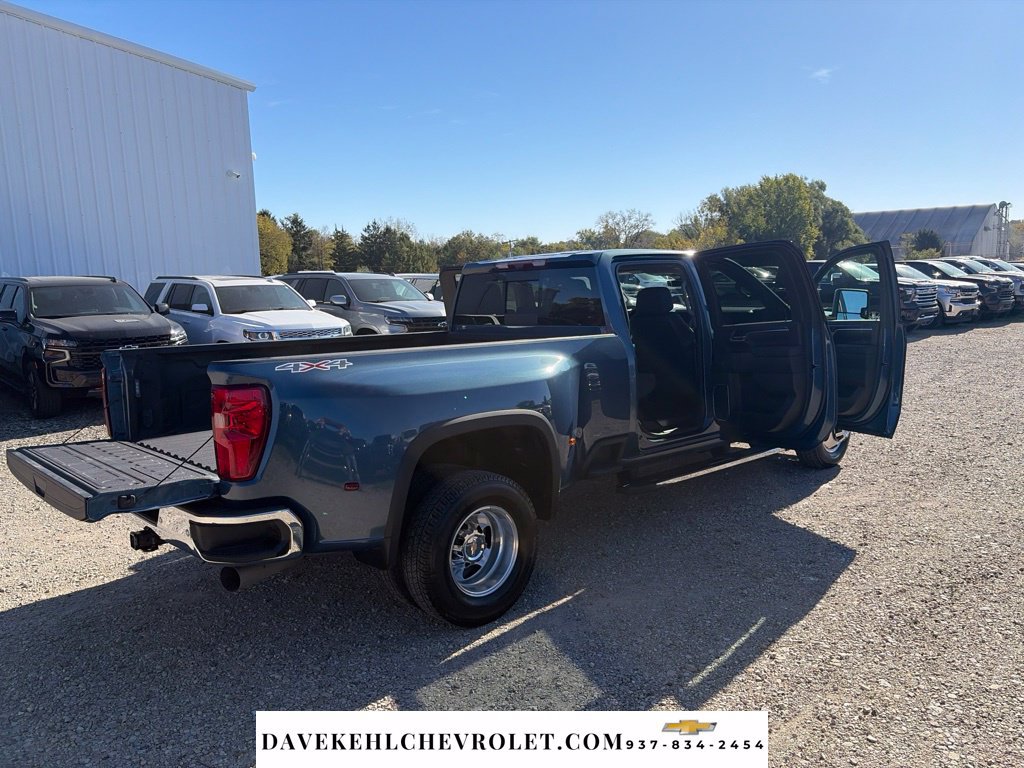 Used 2024 Chevrolet Silverado 3500 LTZ w/ LTZ Plus Package AWD/4WD image 34