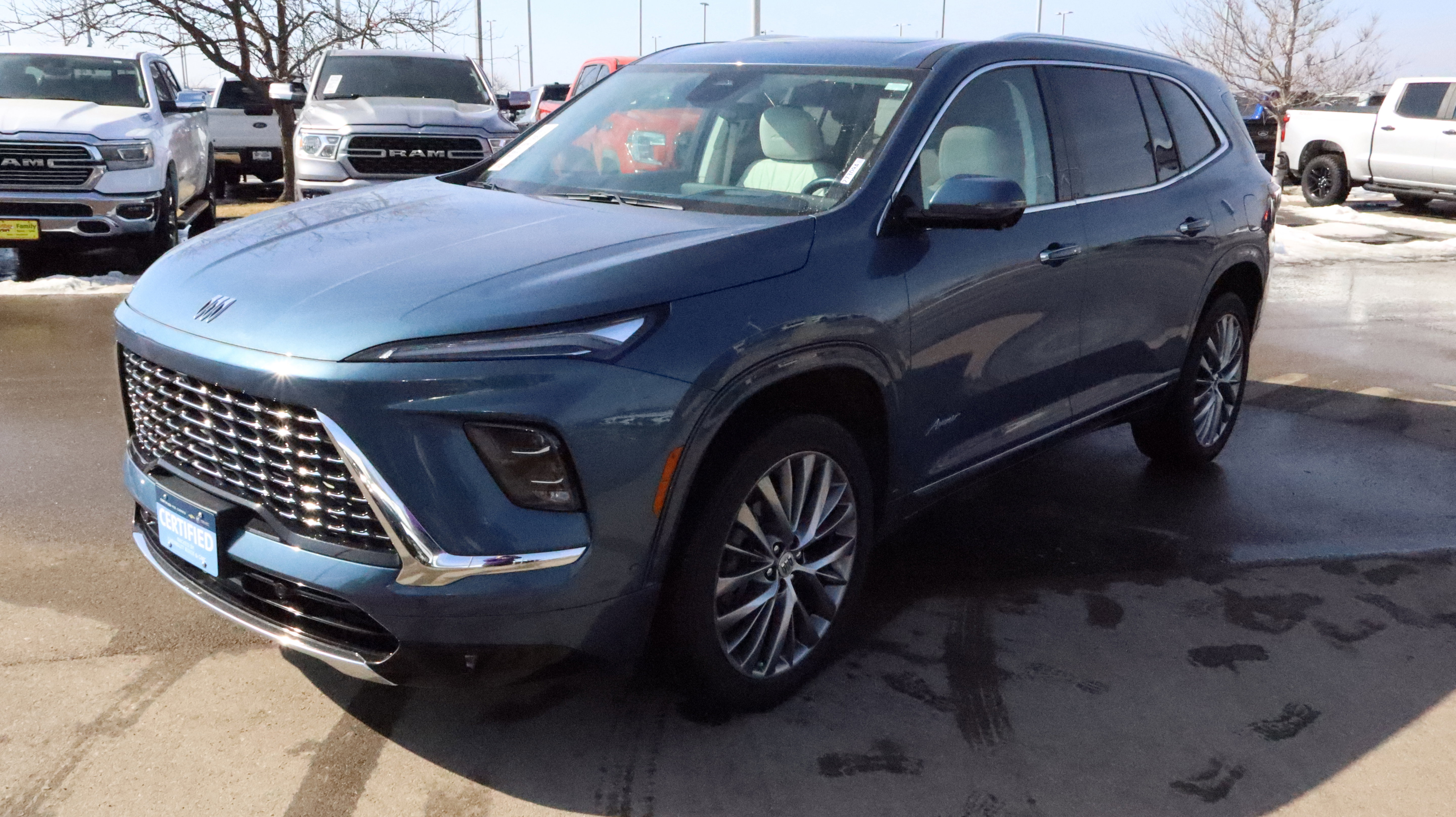 Certified 2025 Buick Enclave Avenir w/ Super Cruise Package image 3