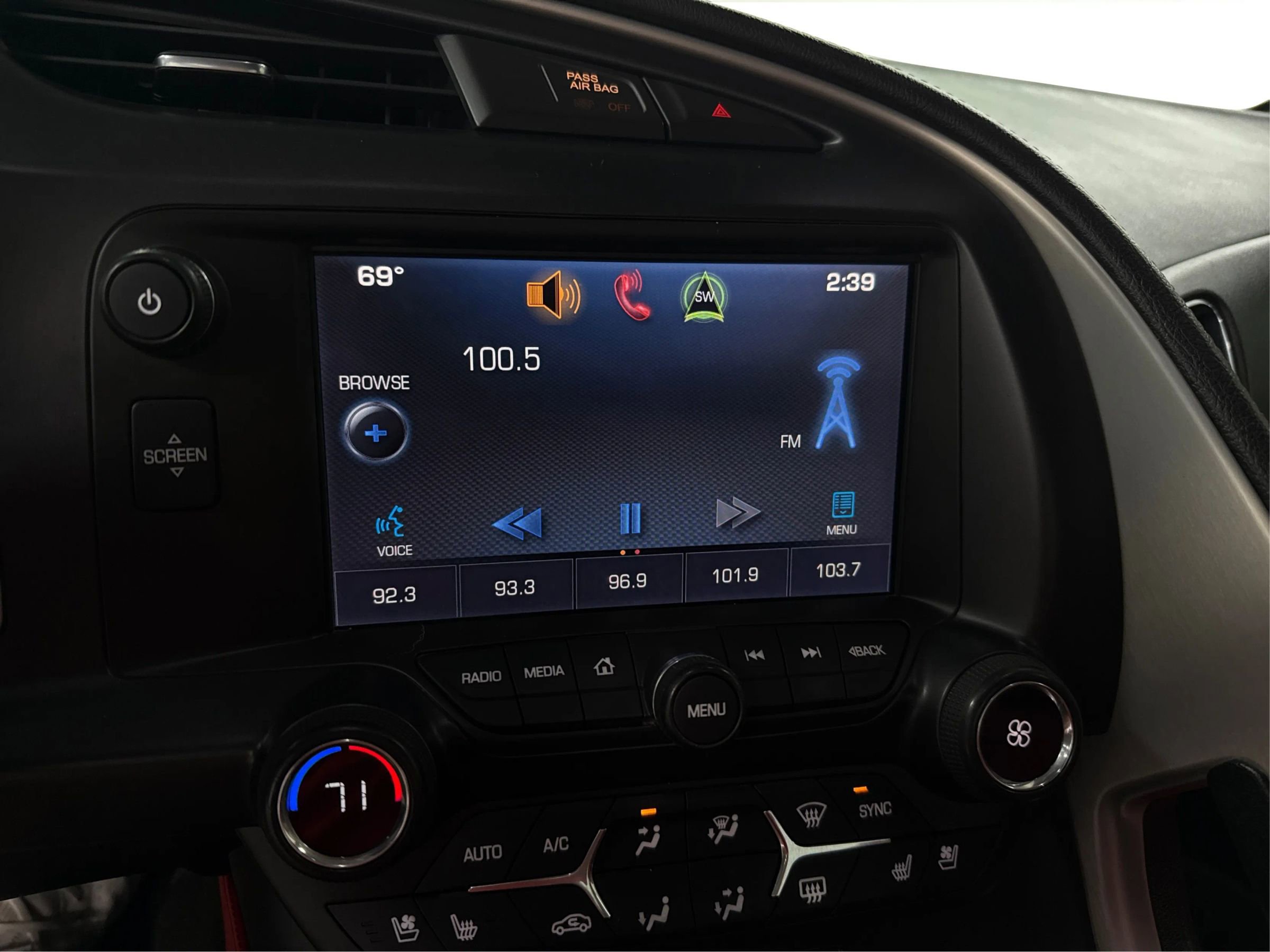 Used 2014 Chevrolet Corvette Stingray Coupe w/ 2LT Preferred Equipment Group image 13