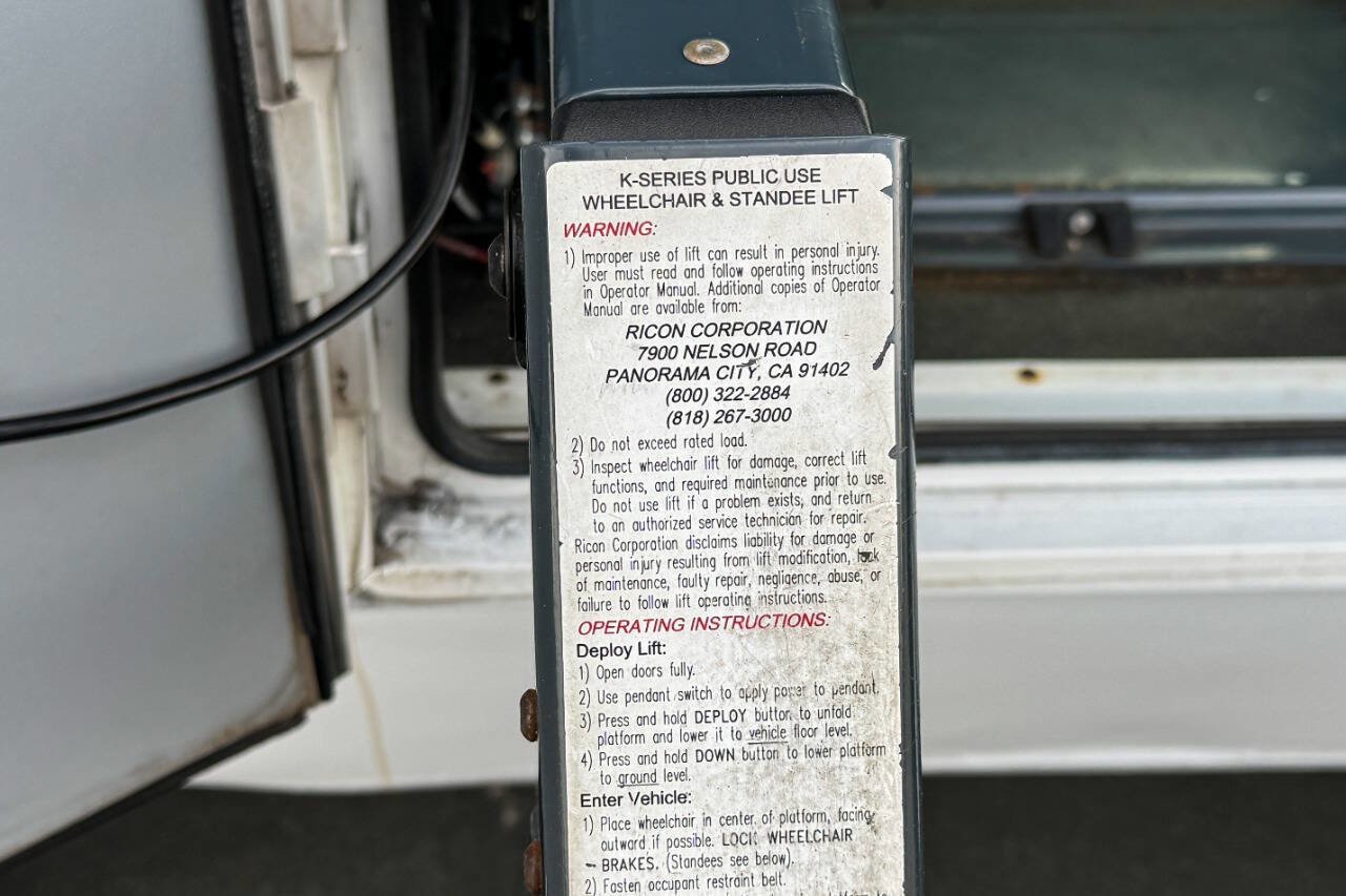 Used 2011 Ford E-350 and Econoline 350 Extended Super Duty w/ PWR Group image 7