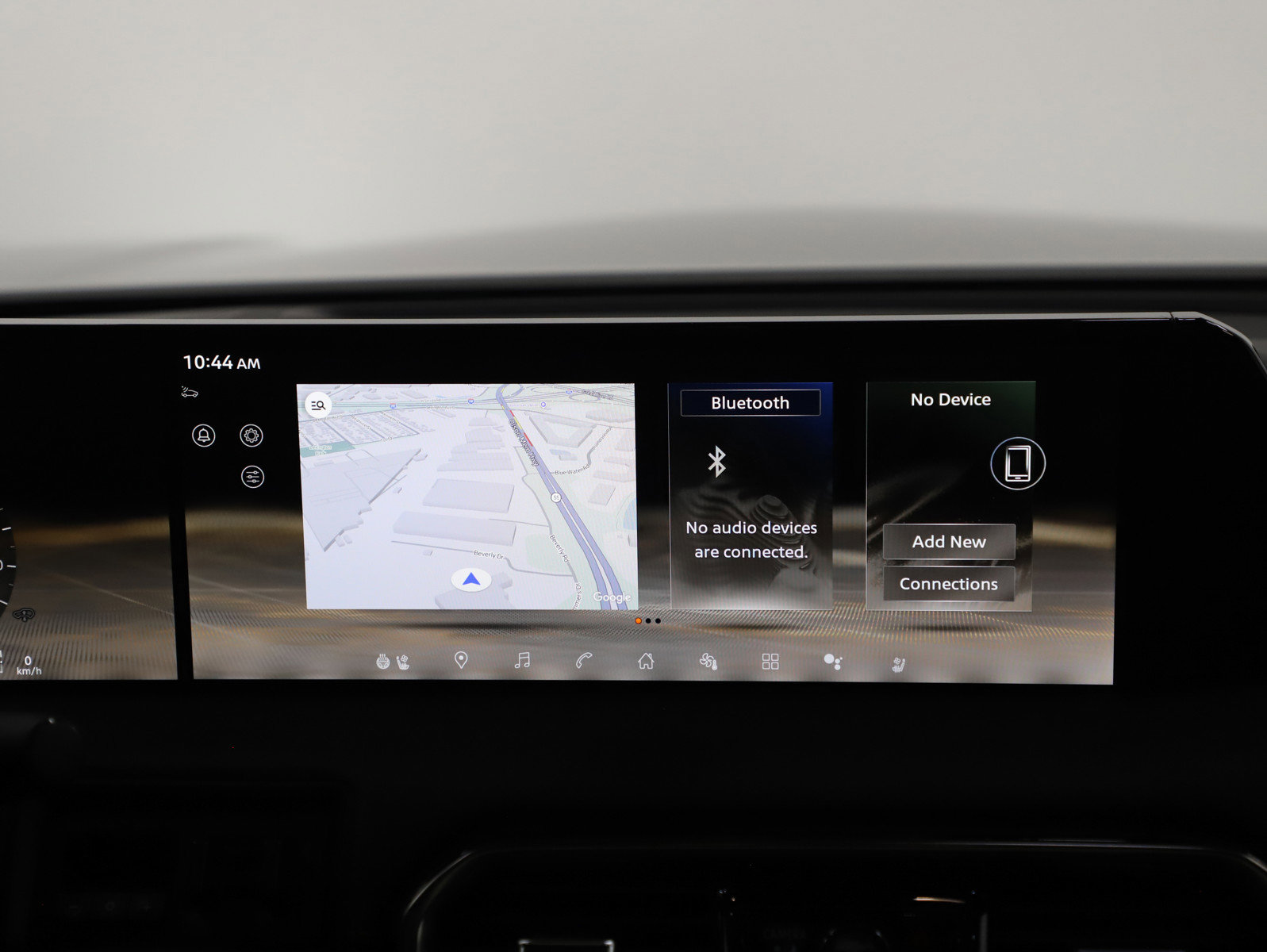 Used 2025 Nissan Armada PRO-4X w/ Pro-4X Premium Package image 16