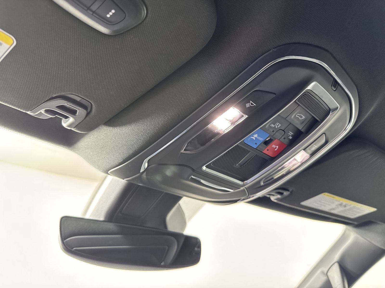 Used 2024 Jeep Wagoneer Series II w/ Flexible Seating Group image 10