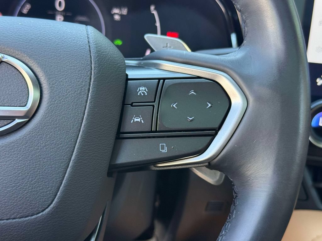 Used 2022 Lexus NX 350h AWD w/ Vision Package image 31