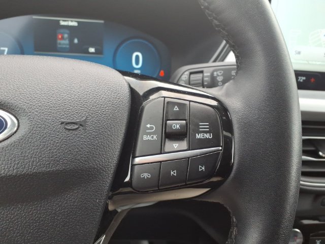 Used 2023 Ford Escape Platinum AWD/4WD image 17